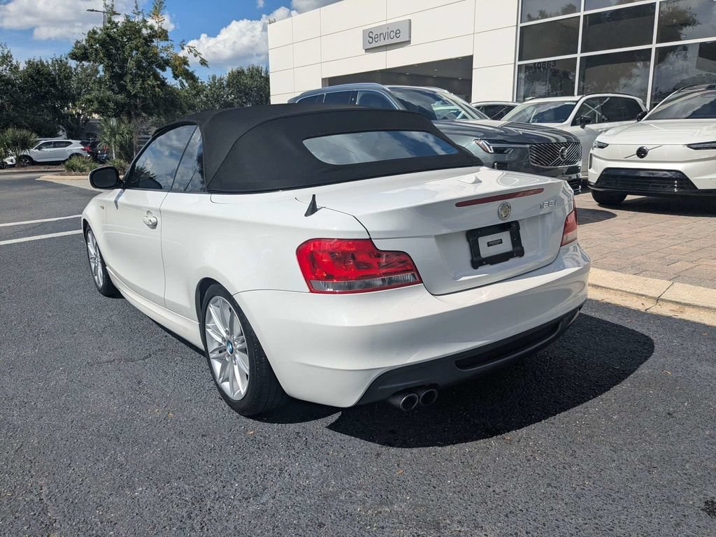 Used 2012 BMW 128i Convertible RWD image 4