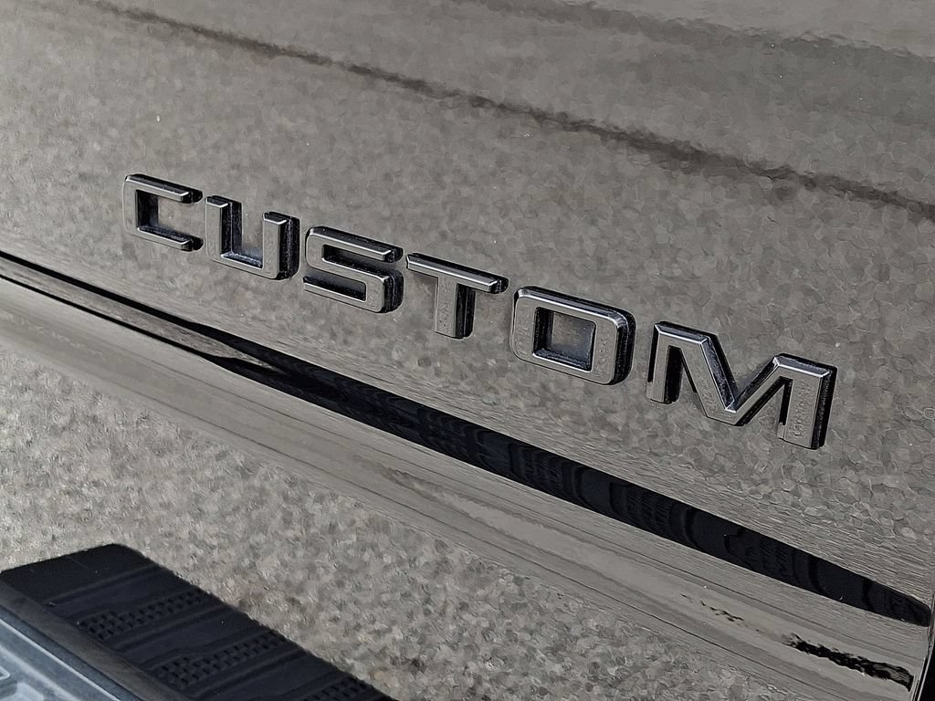 Used 2022 Chevrolet Silverado 1500 Custom w/ Rally Edition AWD/4WD image 29