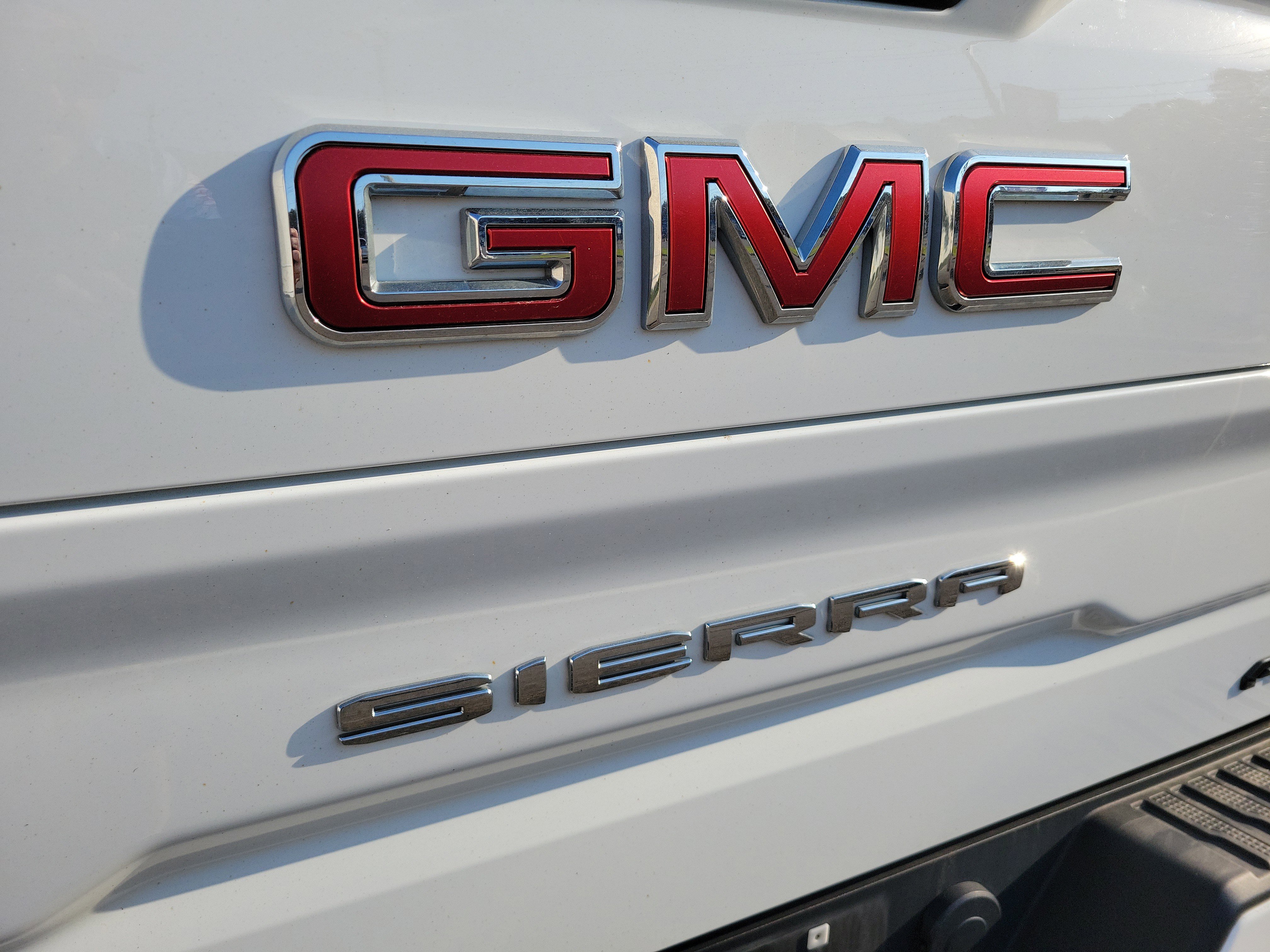 Used 2022 GMC Sierra 1500 AT4 w/ AT4 Premium Package image 27