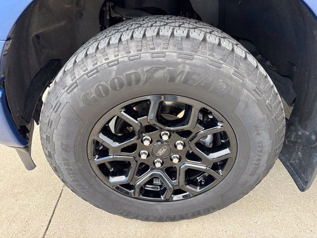 Used 2023 Ford F150 Lariat w/ Equipment Group 502A High AWD/4WD image 6