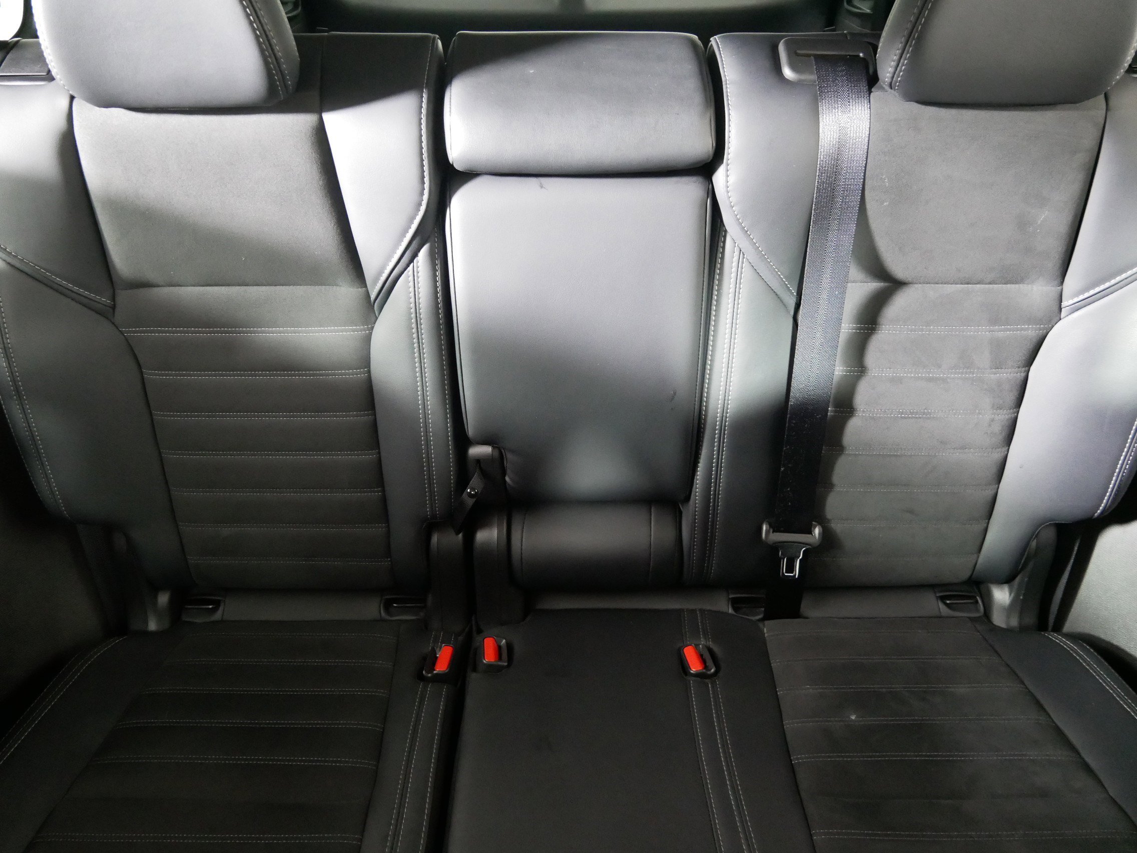 Used 2024 Mitsubishi Outlander SE image 13