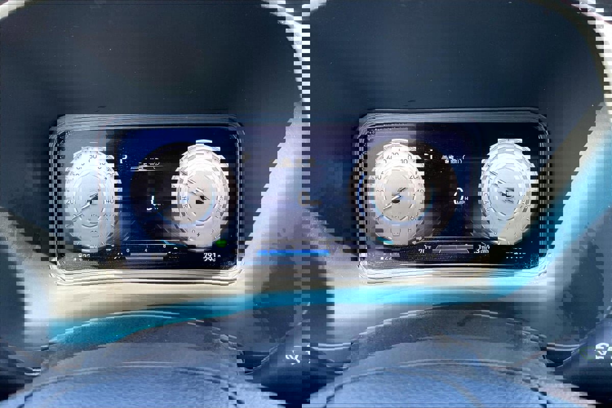 Used 2023 Hyundai Kona SE FWD image 20