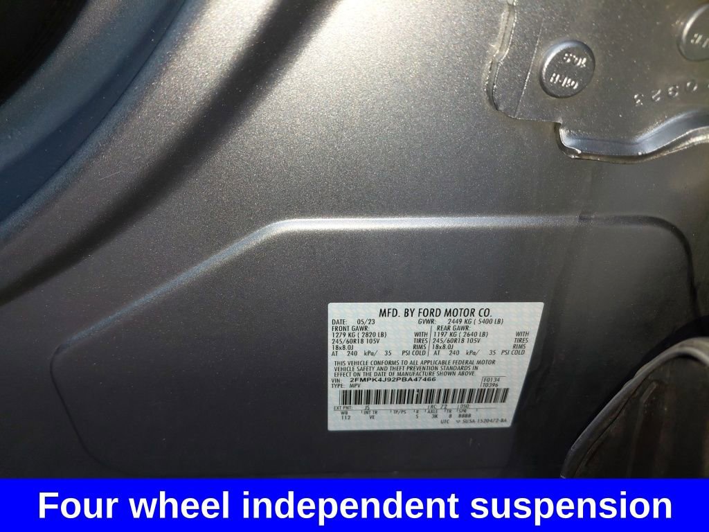 Used 2023 Ford Edge SEL image 11