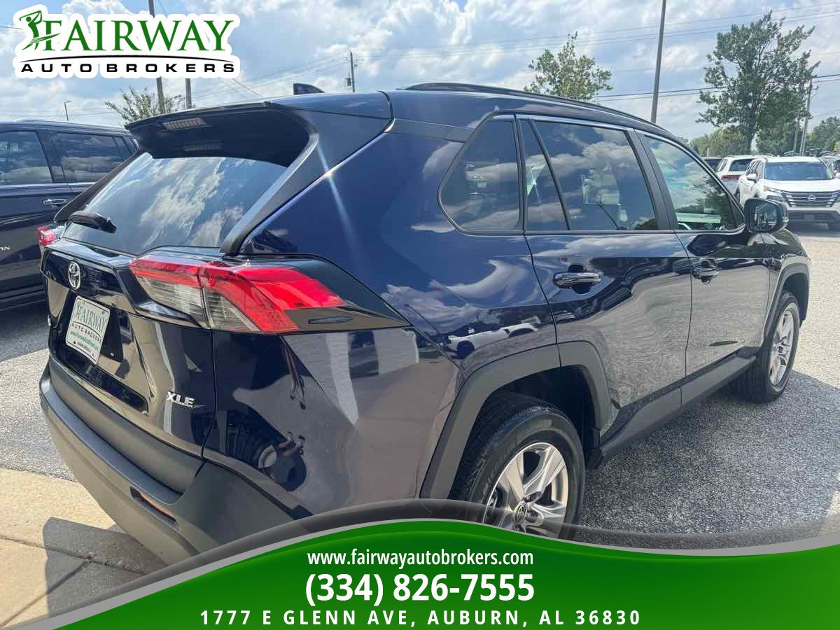Used 2023 Toyota RAV4 XLE w/ Convenience Package FWD image 6