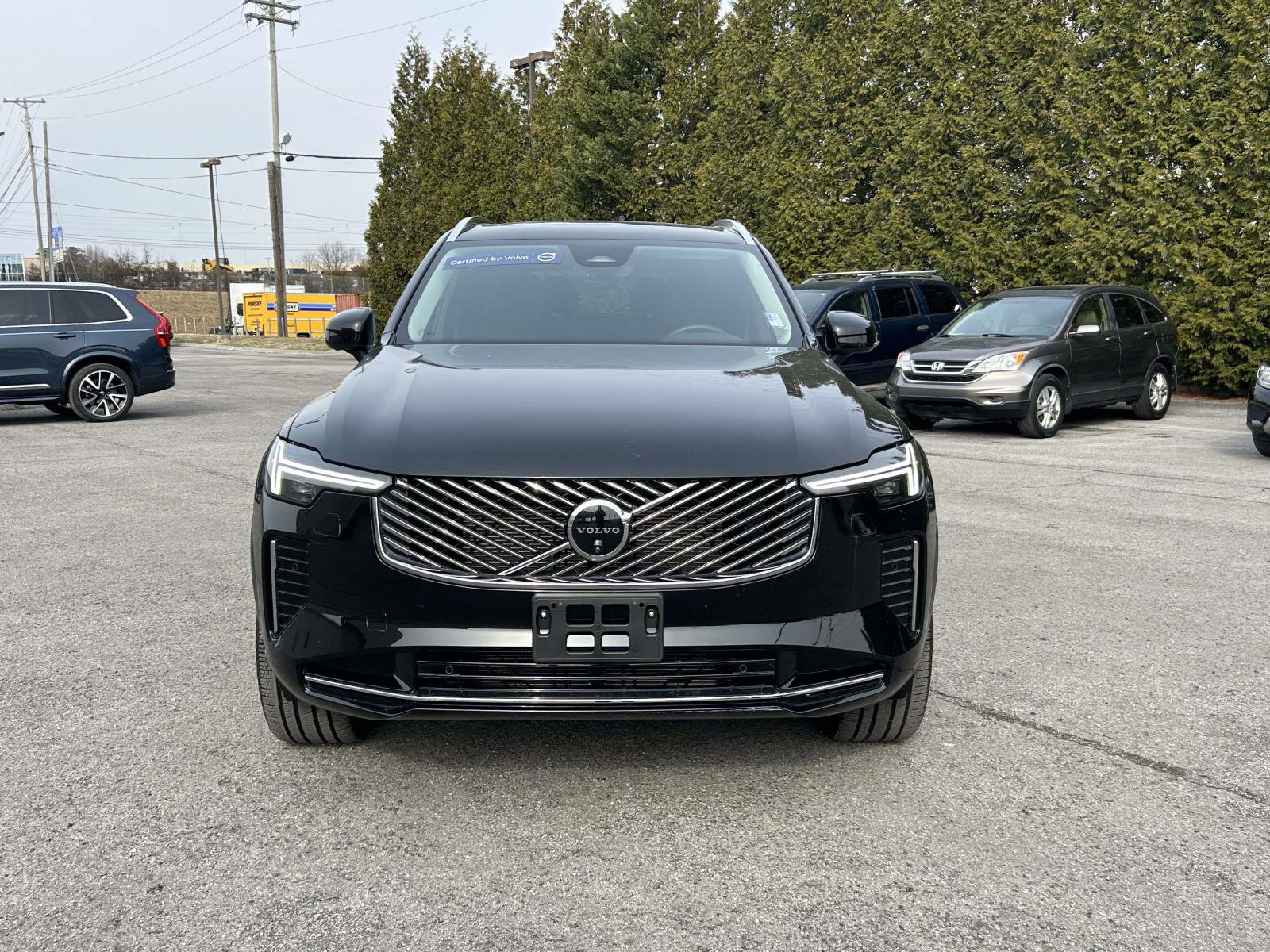 Certified 2025 Volvo XC90 B5 Plus image 8