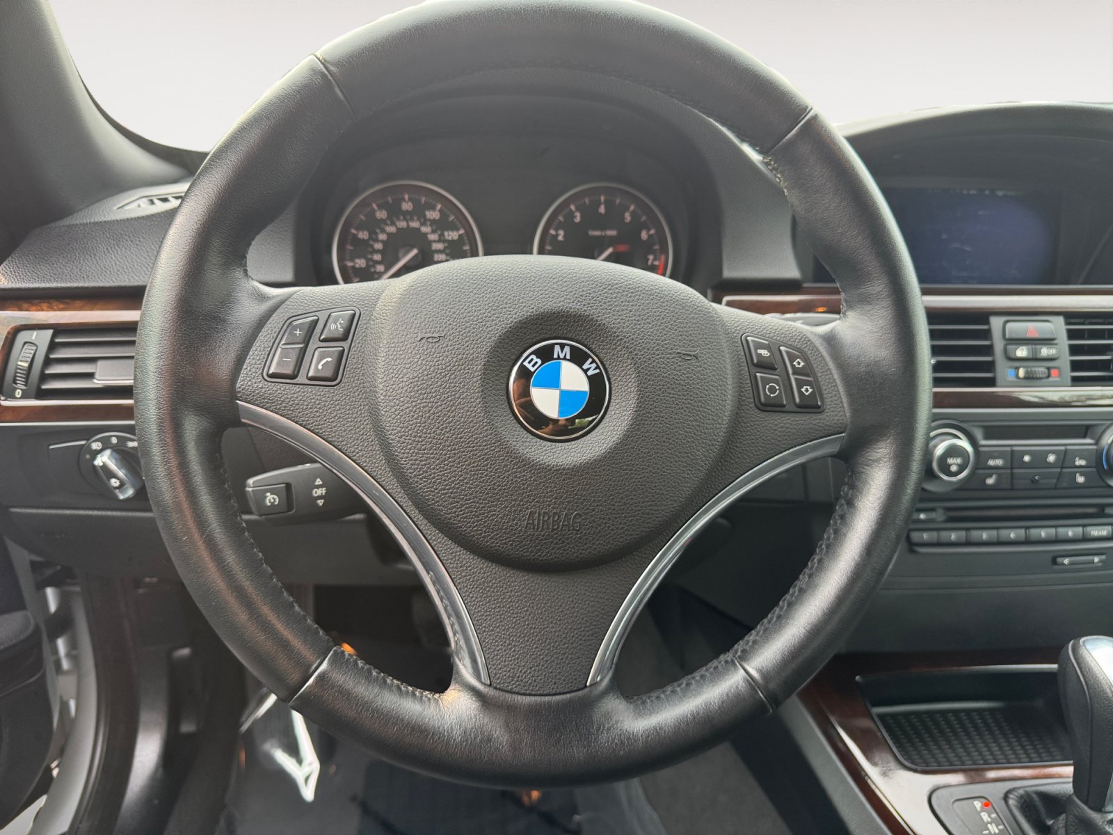 Used 2012 BMW 328i Convertible RWD image 15
