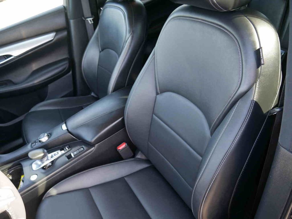 Used 2020 INFINITI QX50 Sensory w/ Proactive Package image 33