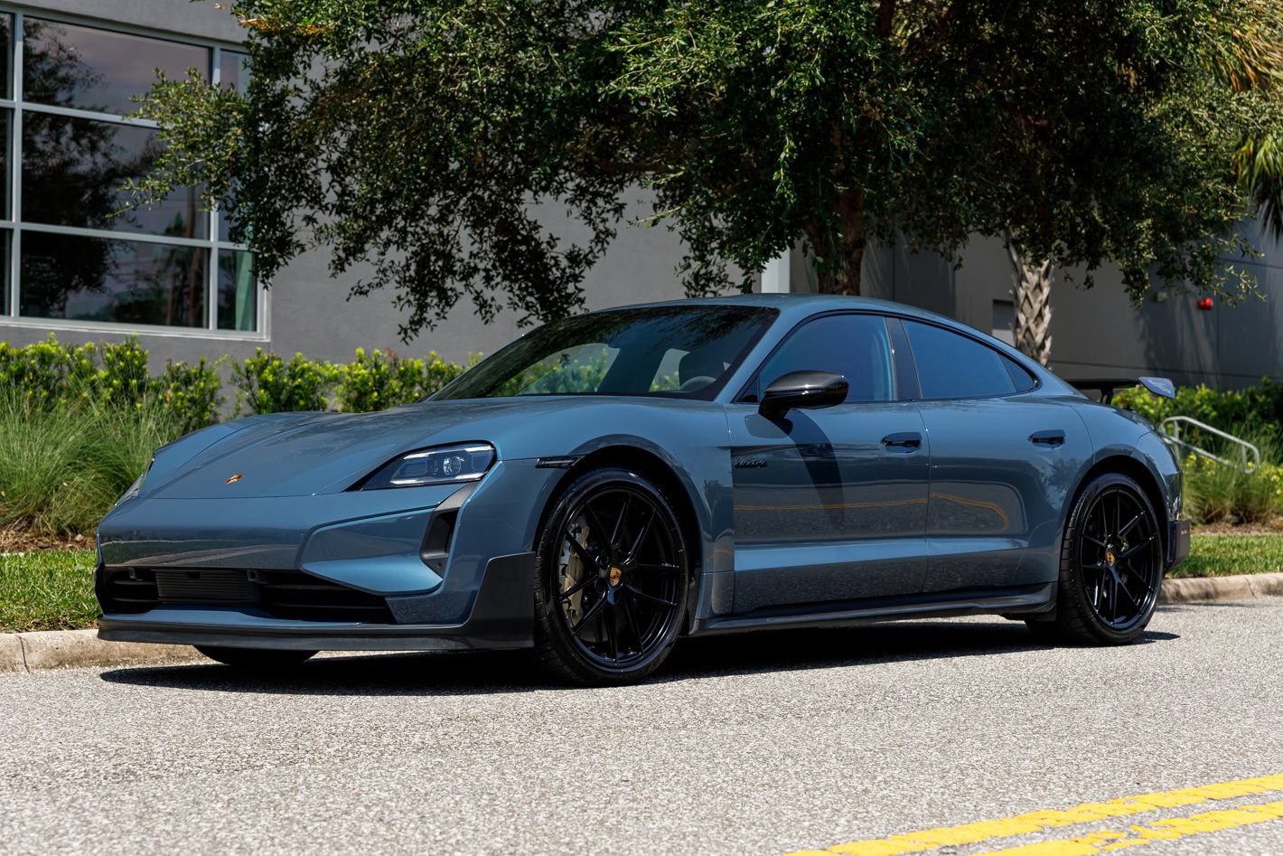 Used 2025 Porsche Taycan Turbo GT AWD/4WD image 25