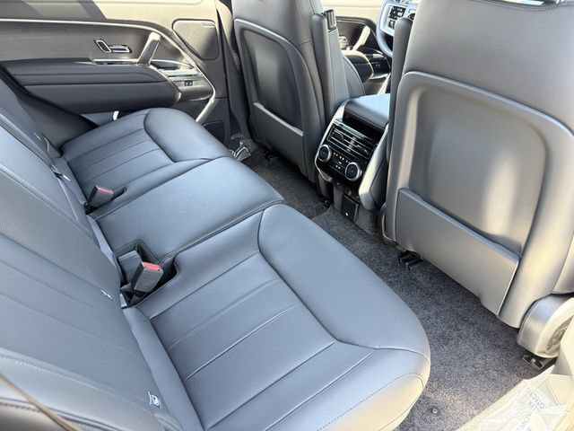 New 2026 Land Rover Range Rover SE AWD/4WD image 13