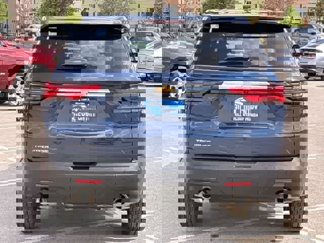 Used 2023 Chevrolet Traverse LS FWD image 5