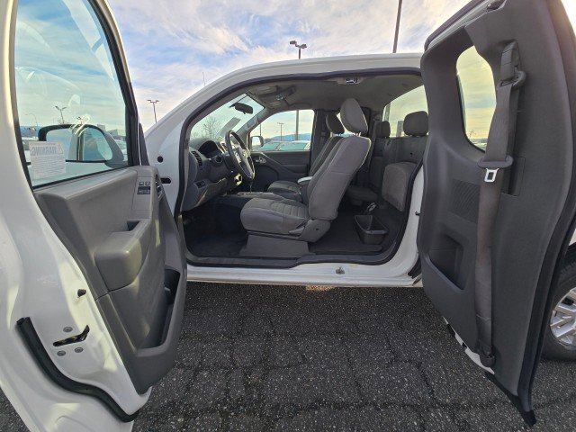 Used 2021 Nissan Frontier S AWD/4WD image 18