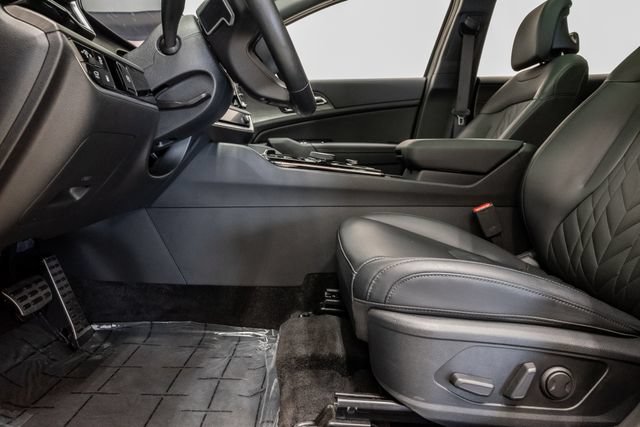 Certified 2025 Kia Sportage X-Line Prestige AWD/4WD image 12