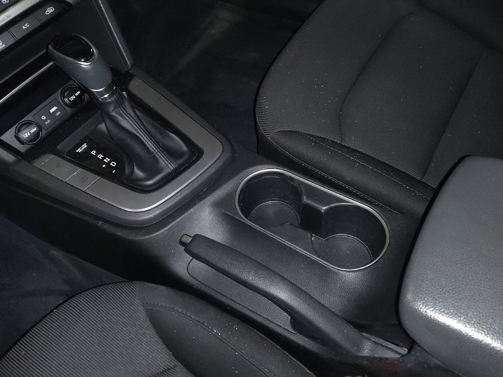 Used 2018 Hyundai Elantra Value Edition image 26