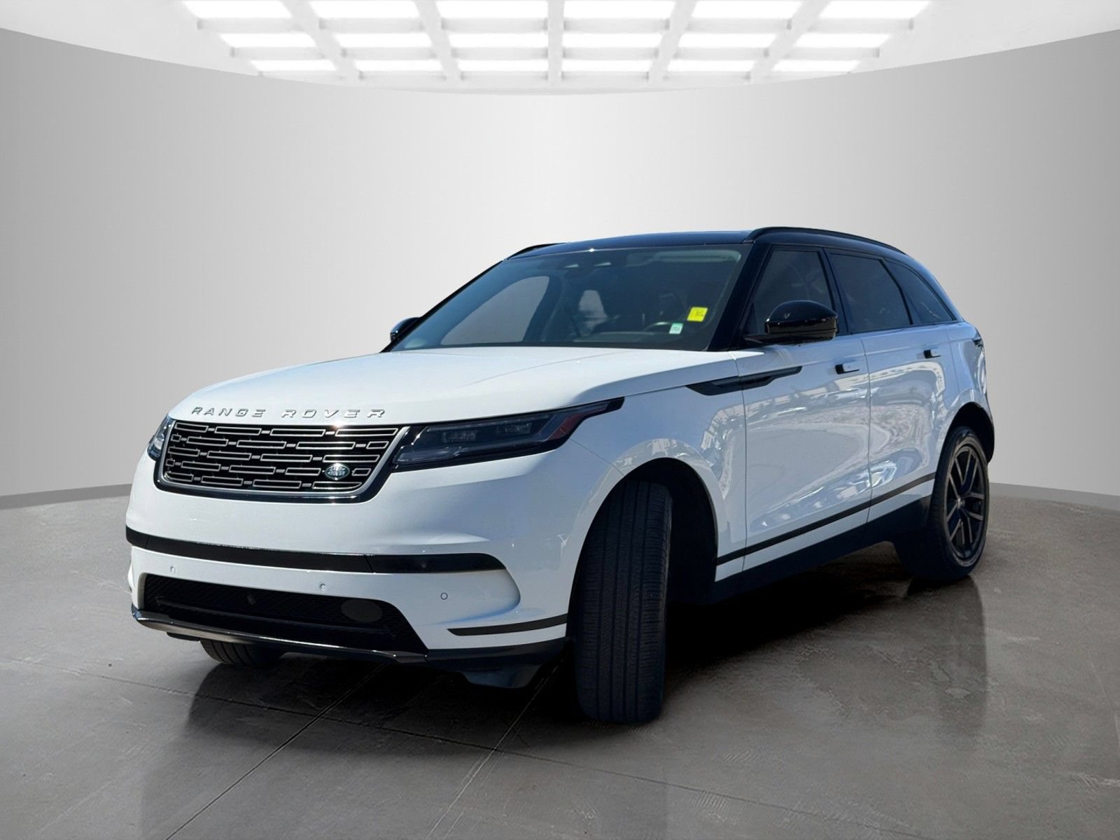 Used 2024 Land Rover Range Rover Velar S AWD/4WD image 1