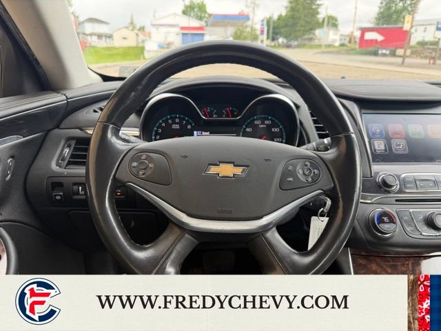 Used 2014 Chevrolet Impala LT w/ Convenience Package FWD image 17