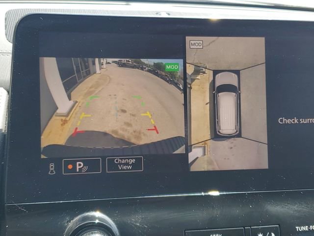 Certified 2024 Nissan Armada Platinum w/ Captain's Chairs Package image 18