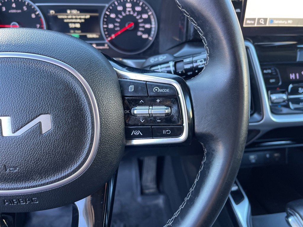 Used 2023 Kia Sorento S w/ Panoramic Sunroof Package image 19