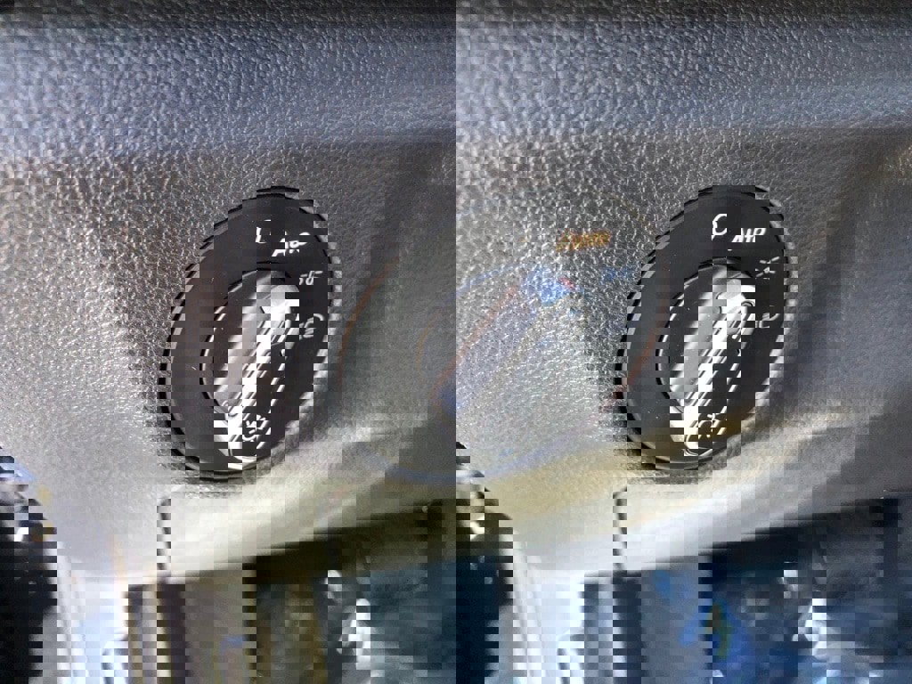 Used 2024 Volkswagen Jetta S image 14