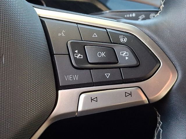 Used 2024 Volkswagen Atlas Cross Sport SE AWD/4WD image 22