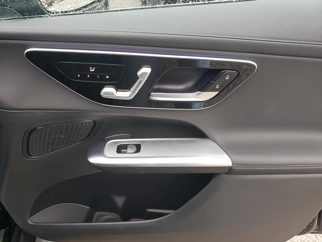 Used 2026 Mercedes-Benz GLC 300 4MATIC image 19