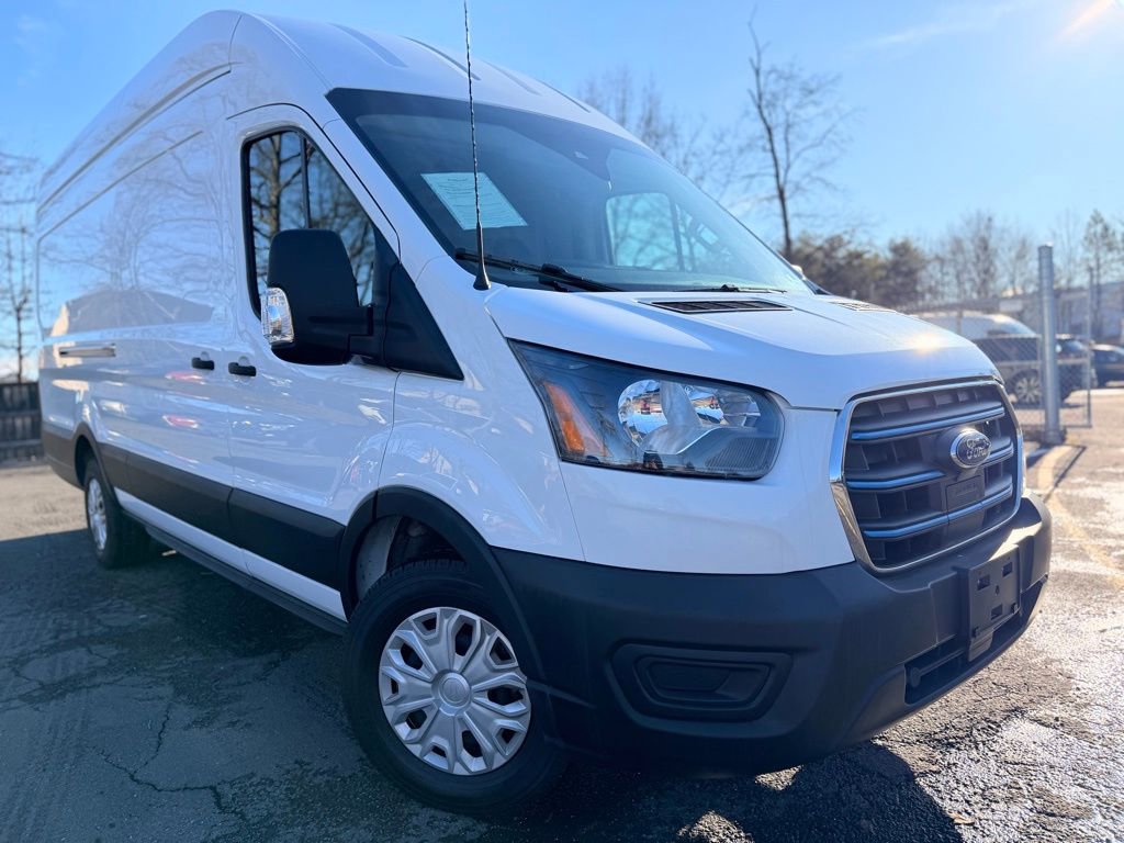 Used 2022 Ford E-Transit 148 High Roof Extended image 1