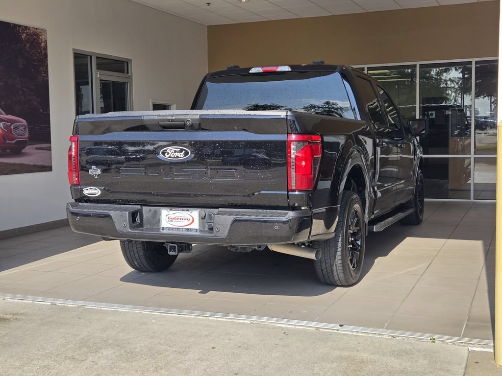 Used 2024 Ford F150 XLT w/ XLT Black Appearance Package RWD image 7