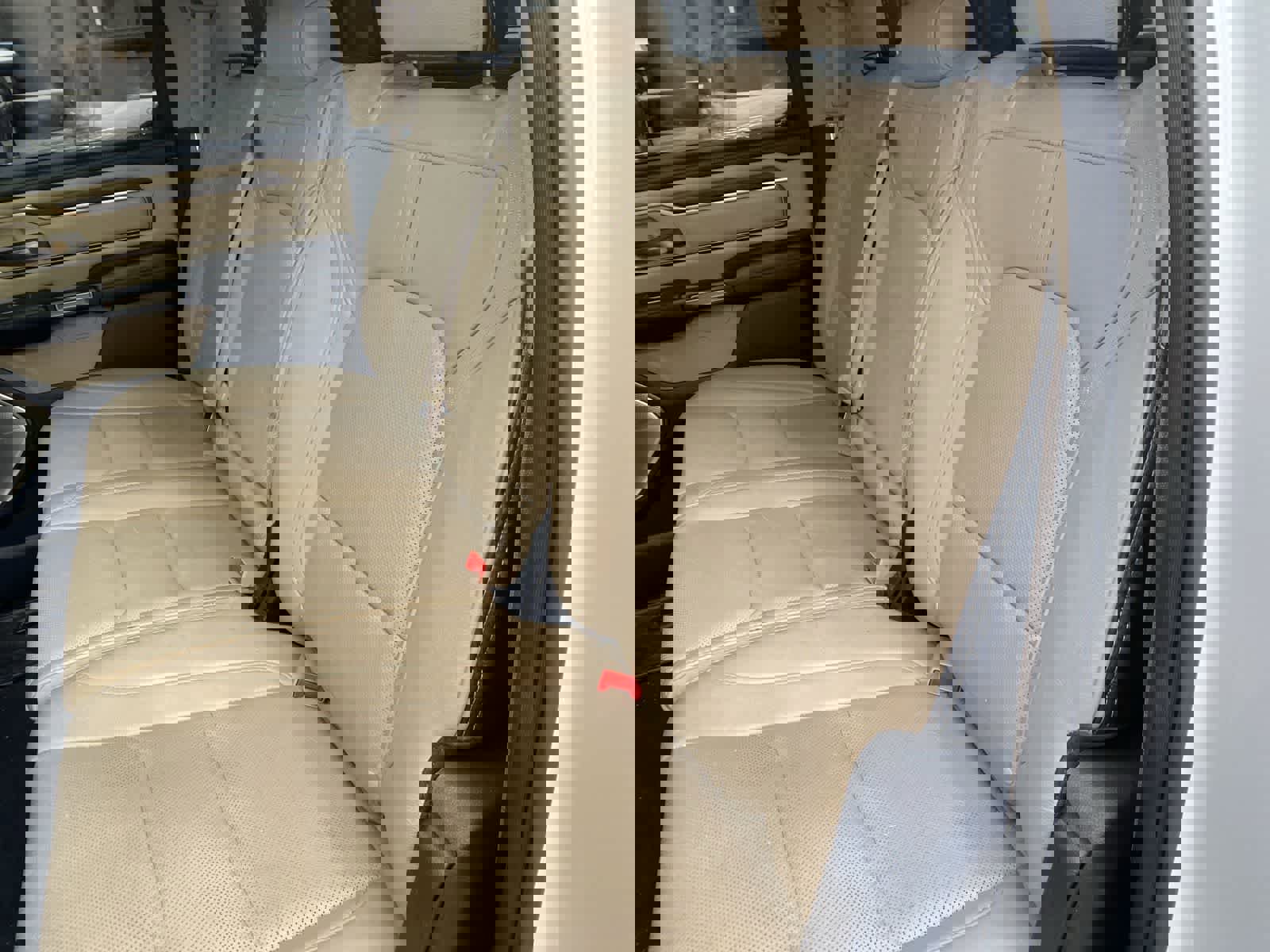 Used 2019 RAM 1500 Limited image 14