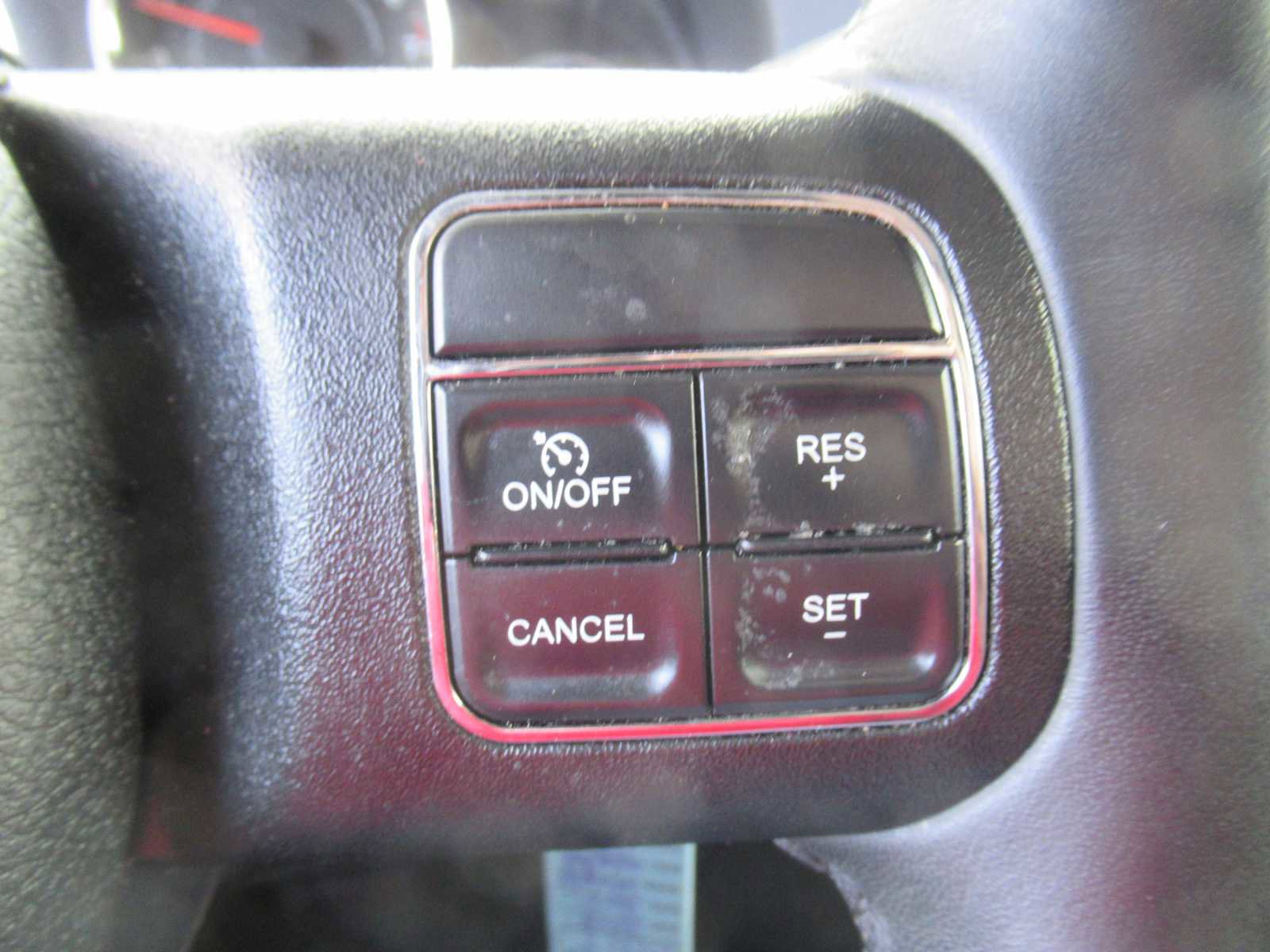 Used 2018 Jeep Wrangler Unlimited Sahara w/ Connectivity Group image 26