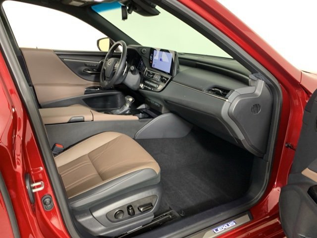 Used 2025 Lexus ES 350 350 Luxury w/ Accessory Package (Z2) image 41