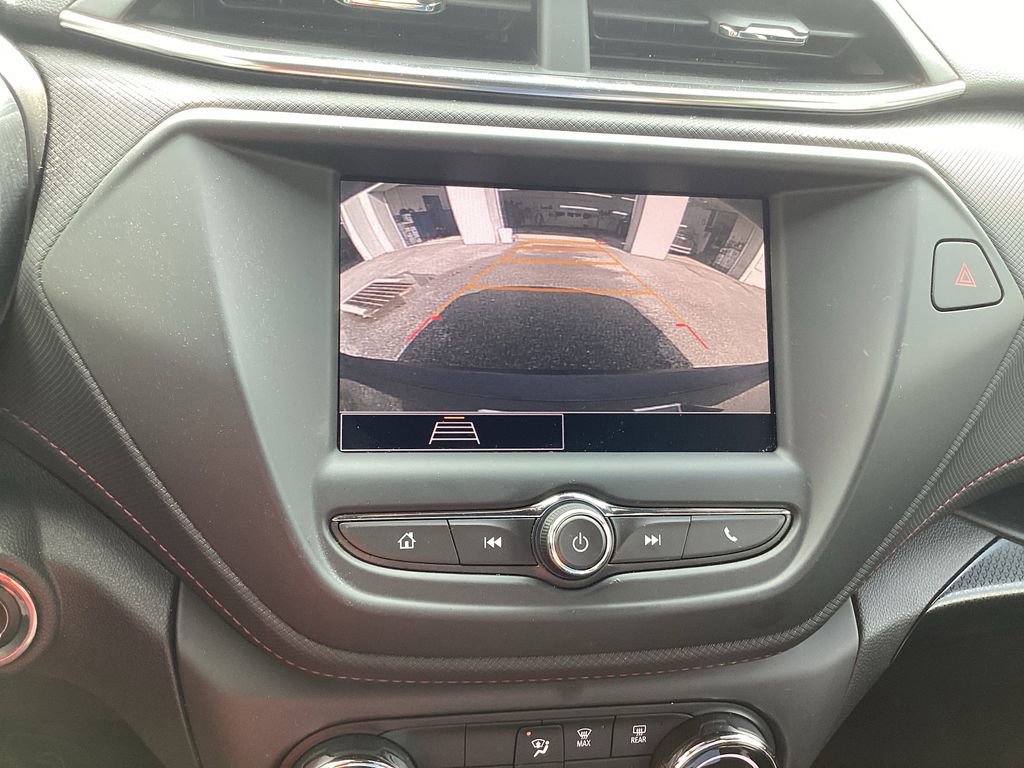 Used 2023 Chevrolet TrailBlazer RS image 34