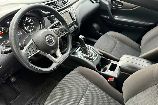 Used 2020 Nissan Rogue Sport S w/ Appearance Package image 7