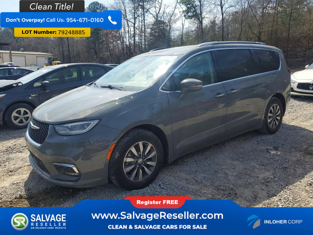 Used 2021 Chrysler Pacifica Touring-L image 1