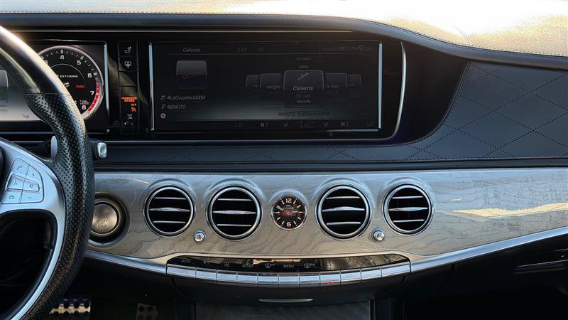 Used 2015 Mercedes-Benz S 63 AMG 4MATIC Sedan image 27