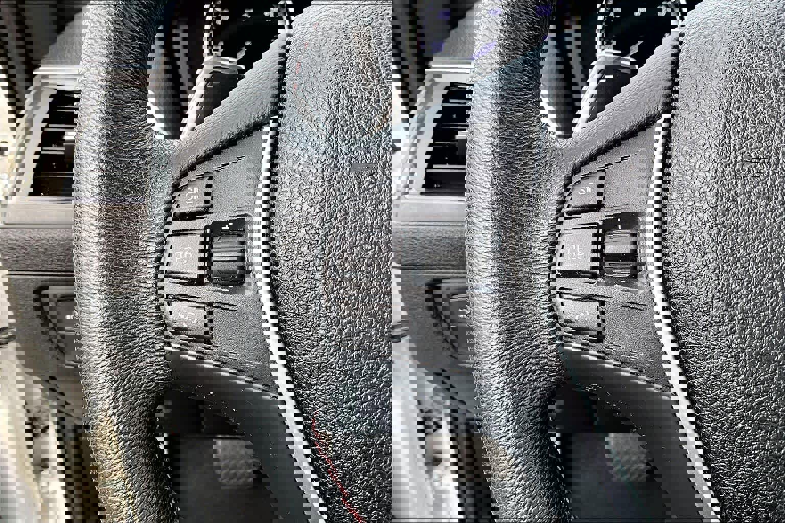 Used 2018 BMW 230i Convertible image 21