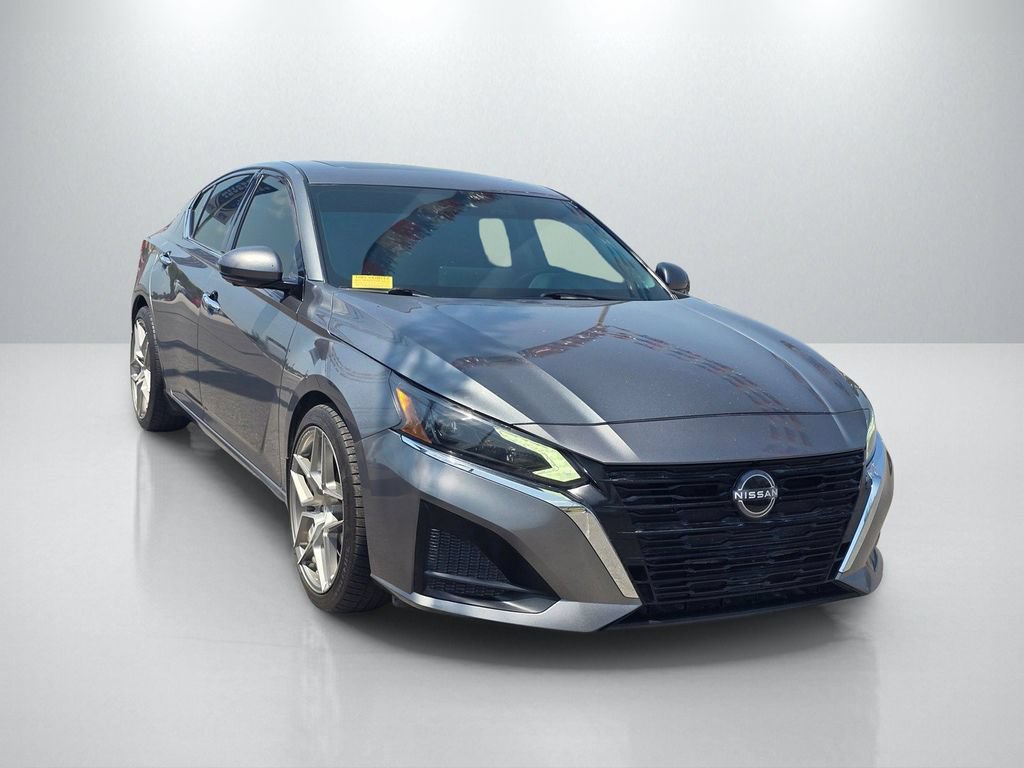 Used 2023 Nissan Altima 2.5 SL FWD image 3
