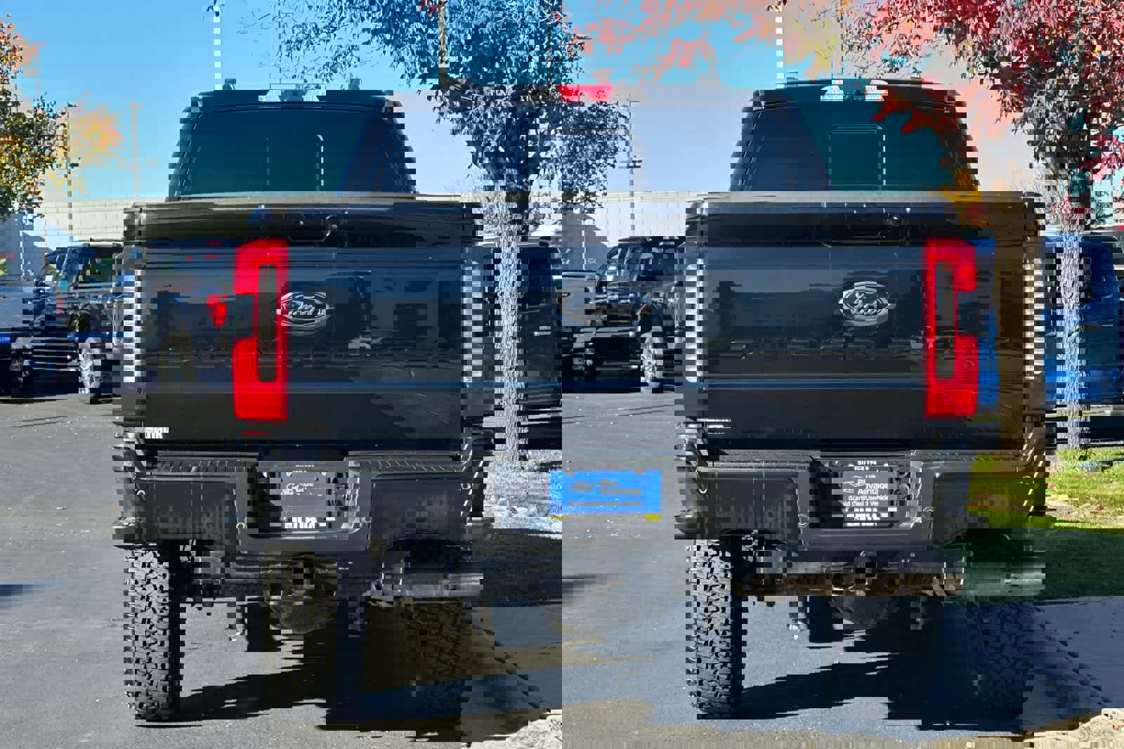 Certified 2025 Ford F250 Lariat w/ Lariat Ultimate Package image 7