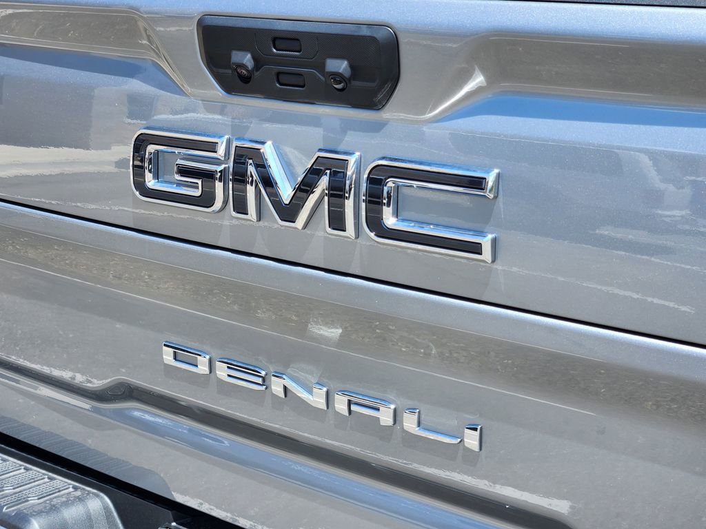 New 2025 GMC Sierra 3500 Denali Ultimate image 7