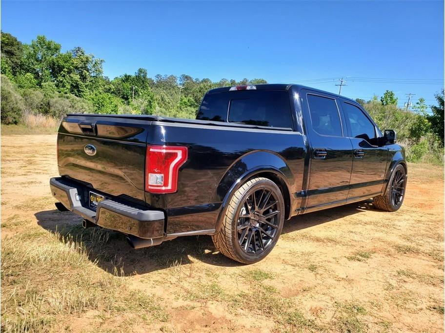 Used 2017 Ford F150 XLT w/ Equipment Group 302A Luxury RWD image 11