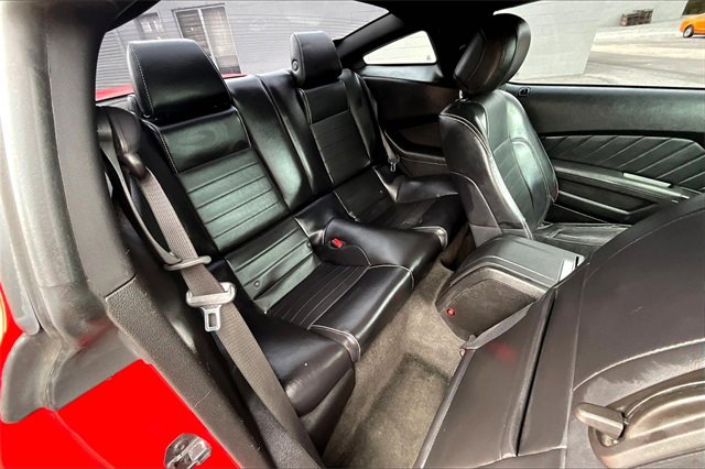 Used 2013 Ford Mustang Premium image 28