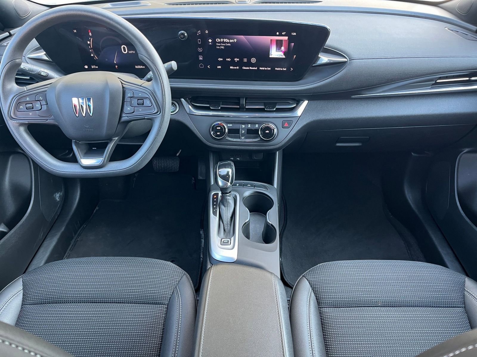 Used 2025 Buick Envista Preferred image 31