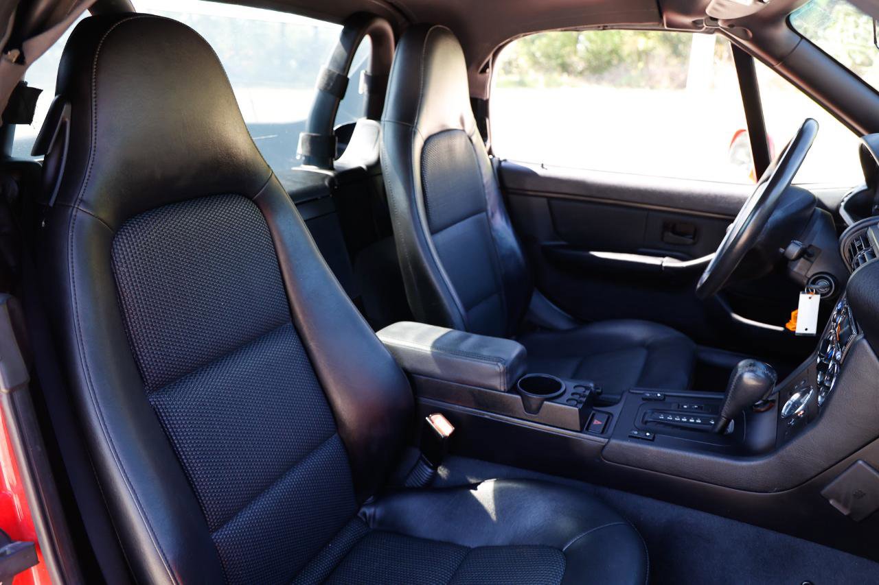 Used 2000 BMW Z3 2.5i image 10