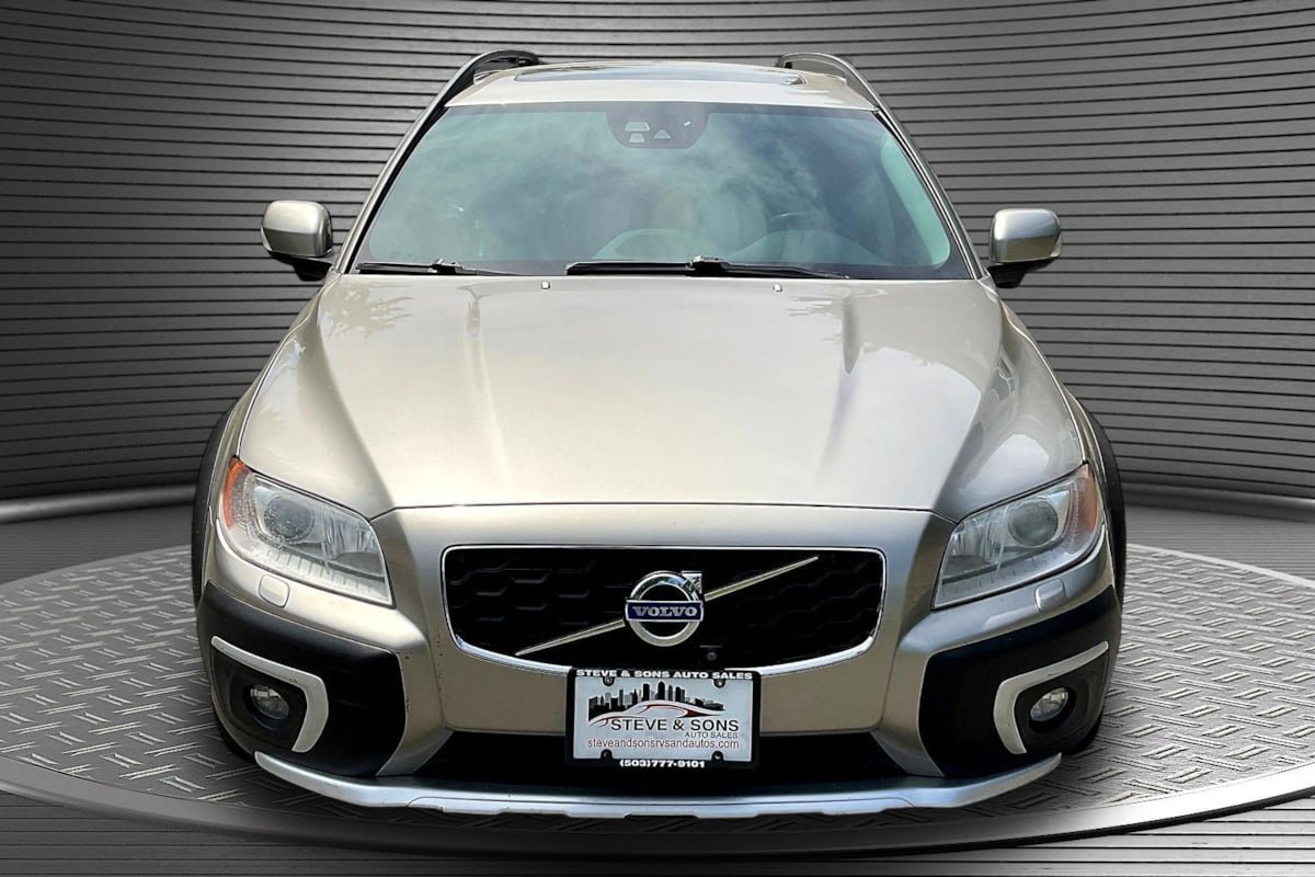 Used 2015 Volvo XC70 T6 Platinum AWD/4WD image 2