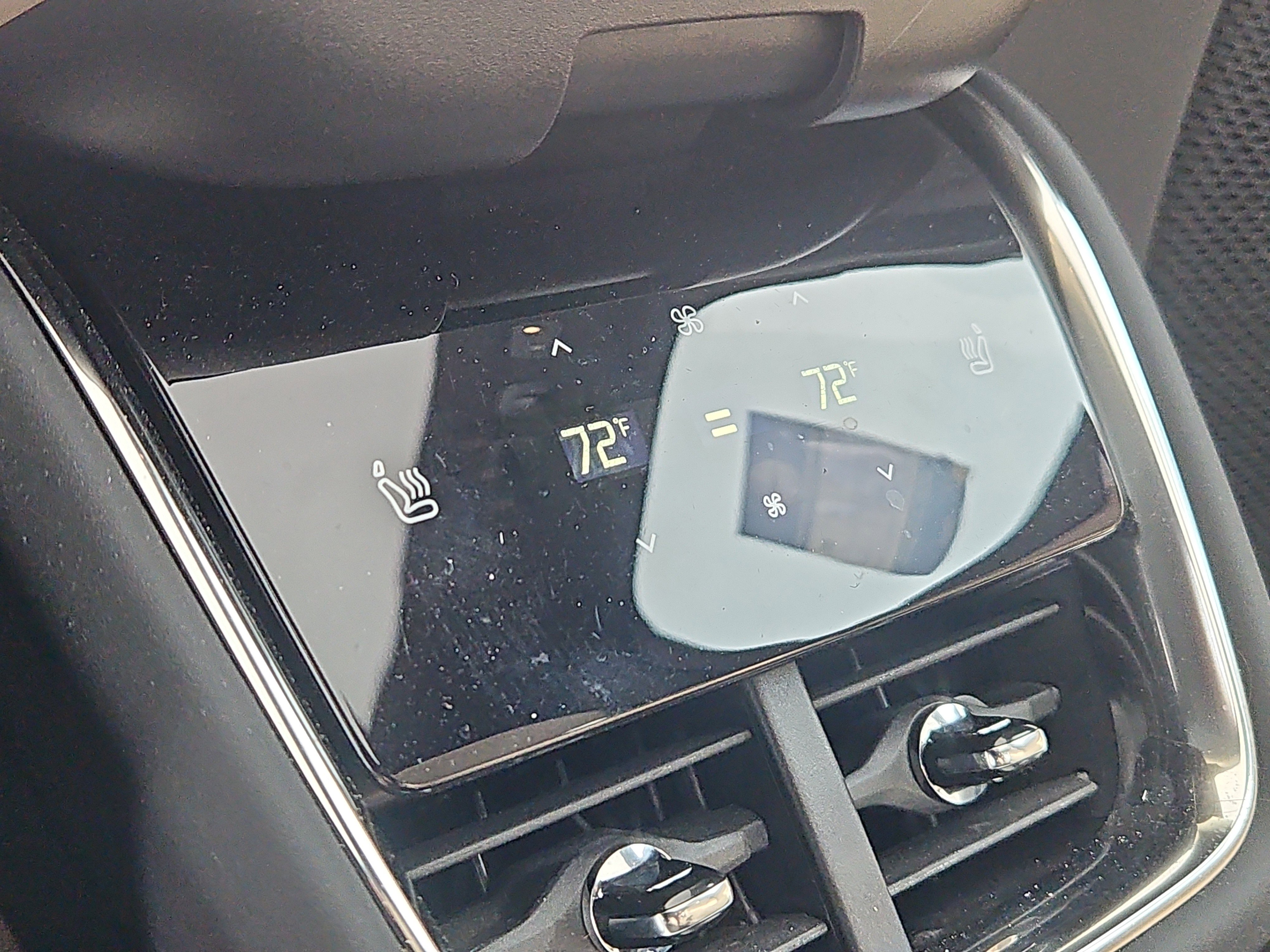 Used 2025 Volvo EX90 Ultra image 15