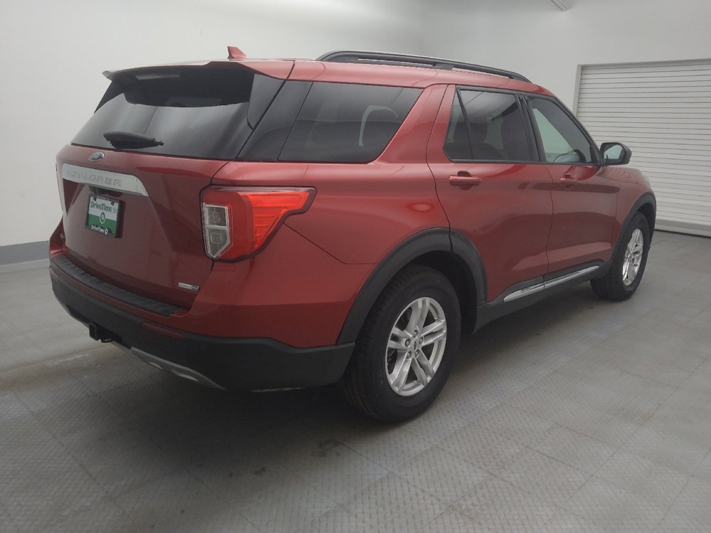 Used 2020 Ford Explorer XLT w/ Equipment Group 202A image 9
