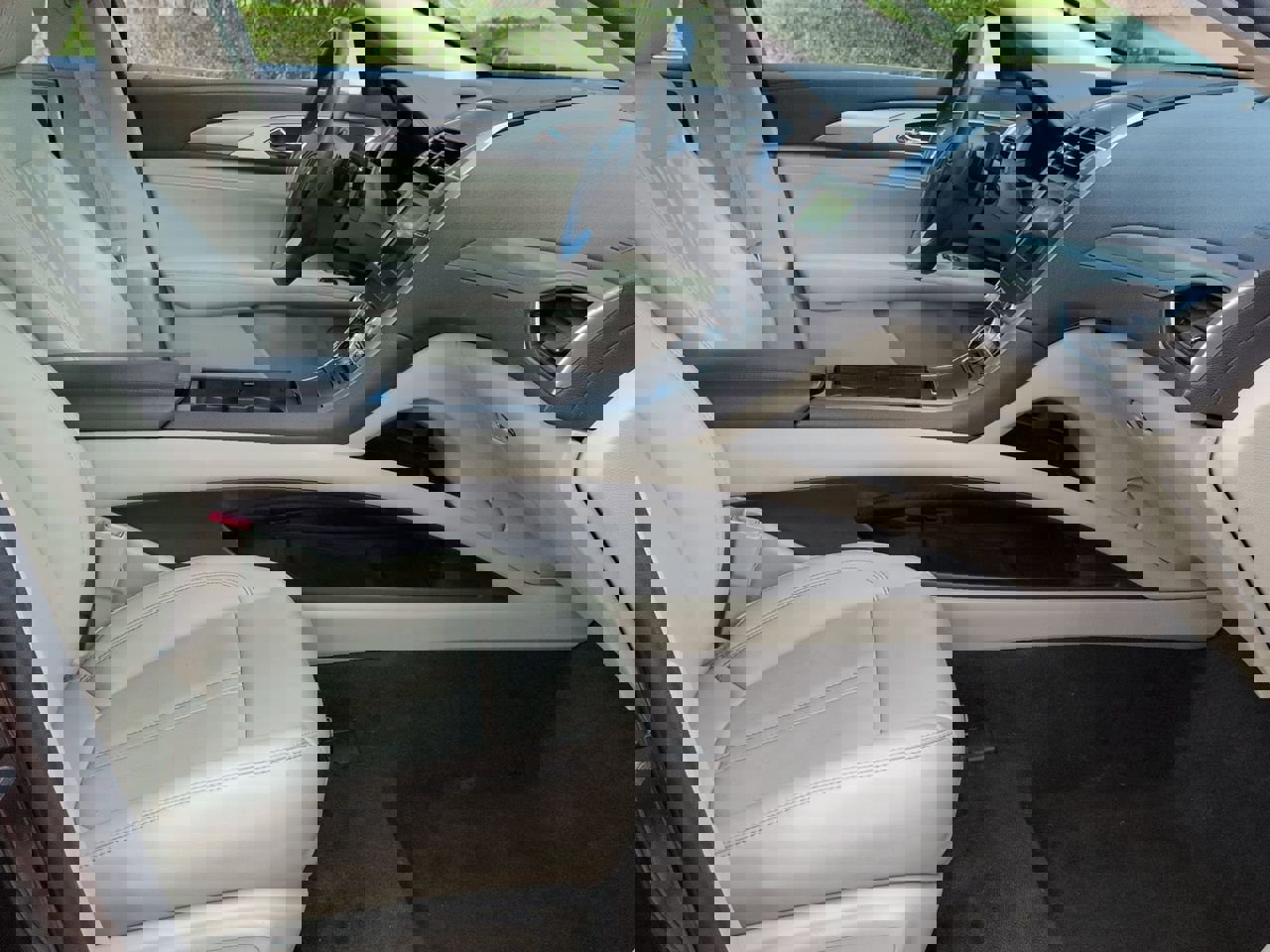 Used 2019 Lincoln MKZ Premiere FWD image 24