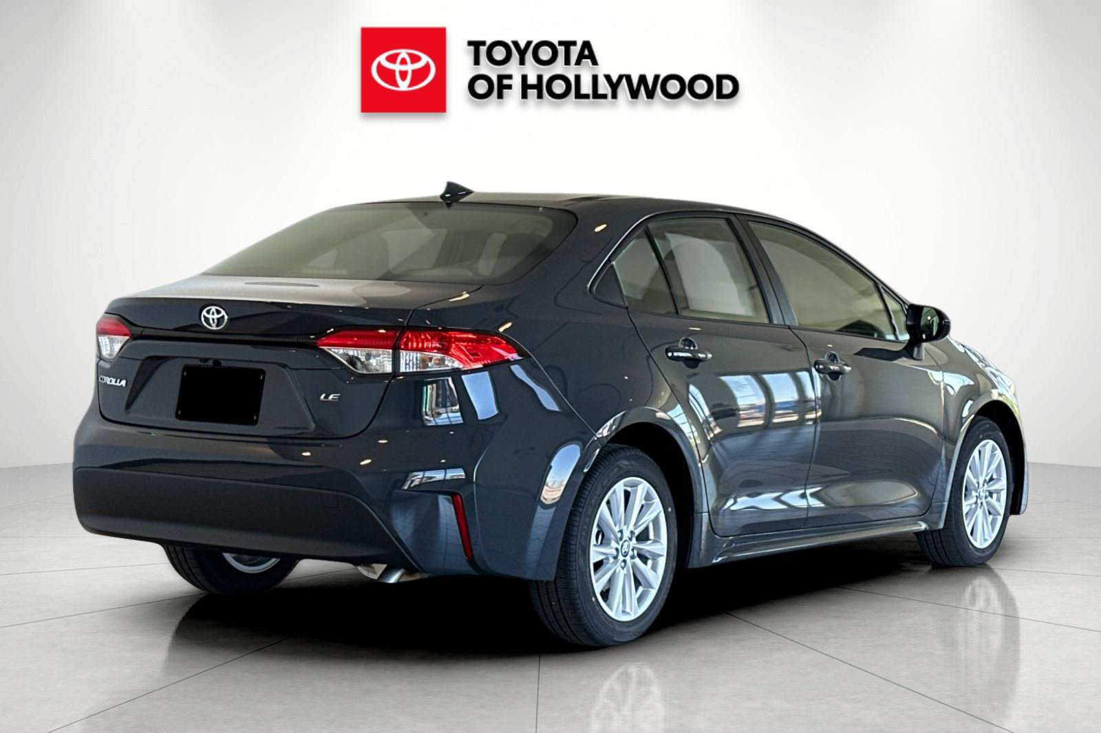 New 2027 Toyota Corolla LE w/ LE Premium Package FWD image 4