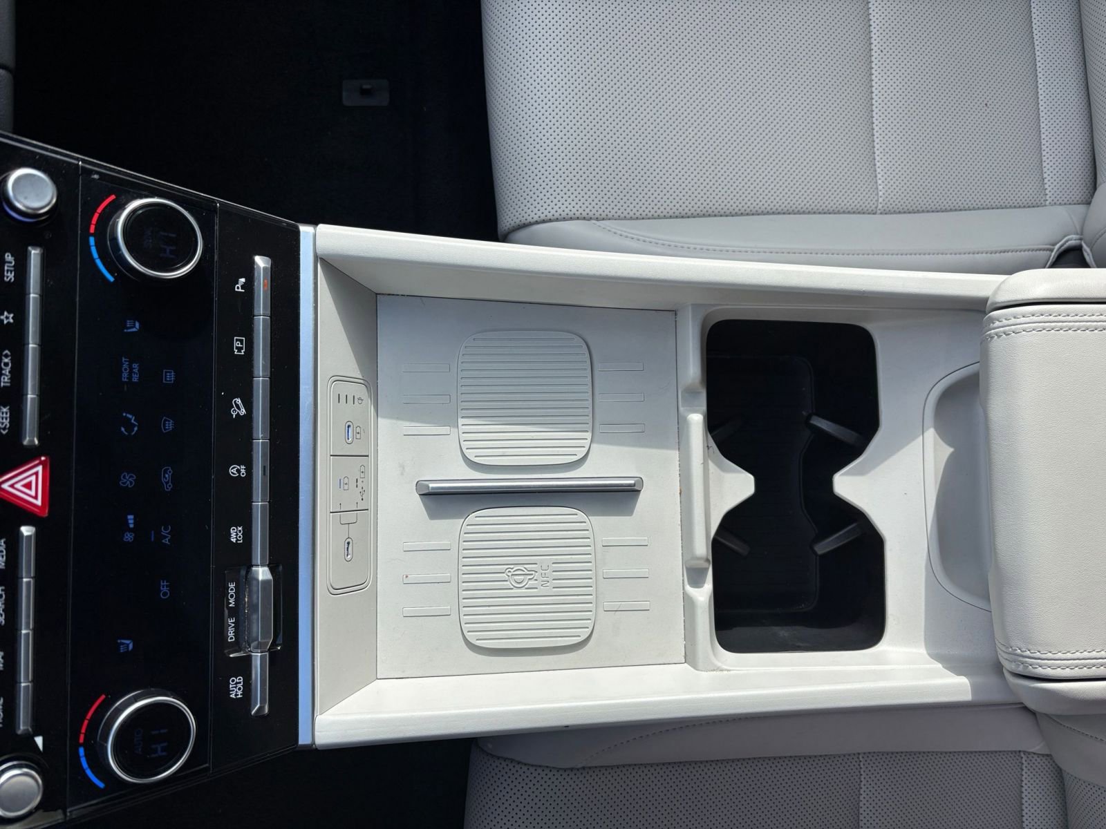 Used 2025 Hyundai Santa Fe SEL image 41