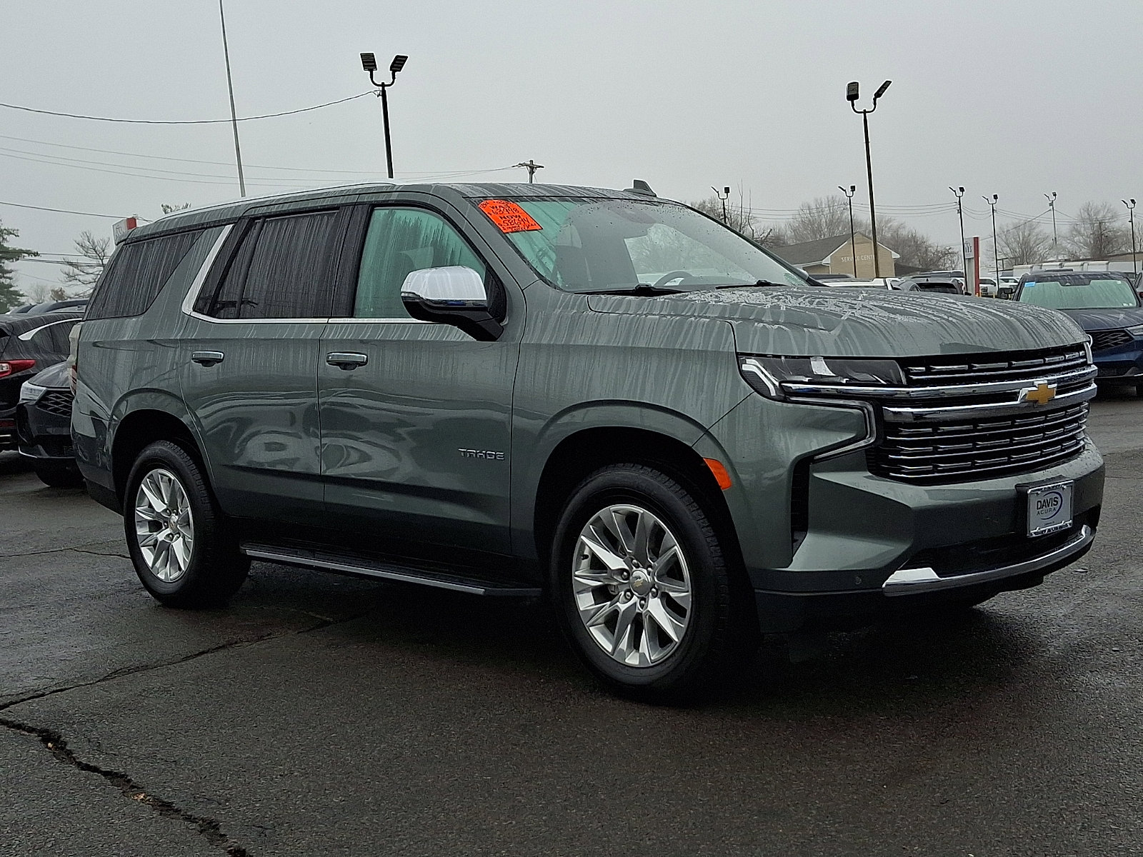 Used 2024 Chevrolet Tahoe Premier image 3