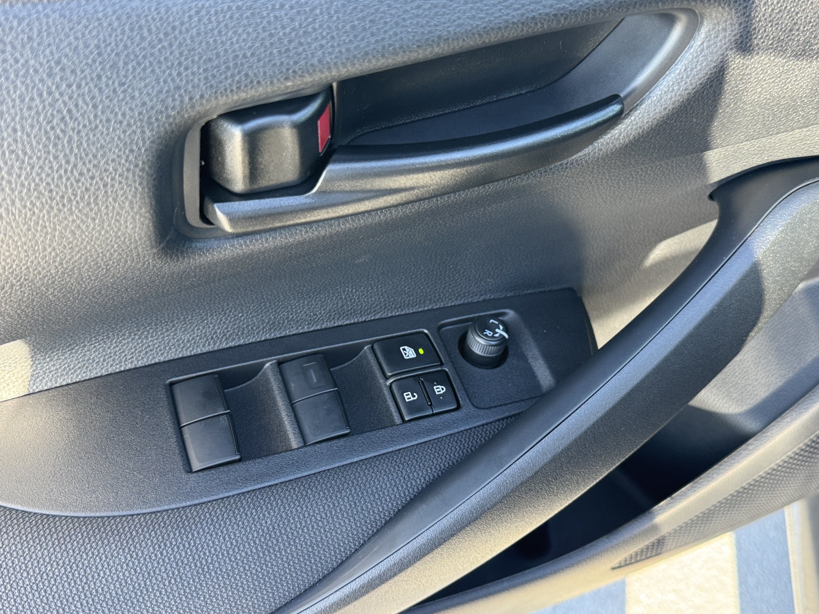New 2027 Toyota Corolla LE w/ LE Premium Package FWD image 18