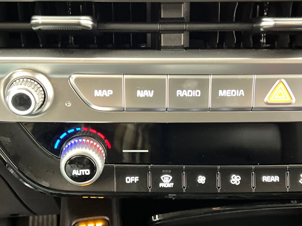 Used 2025 Kia Telluride S image 63